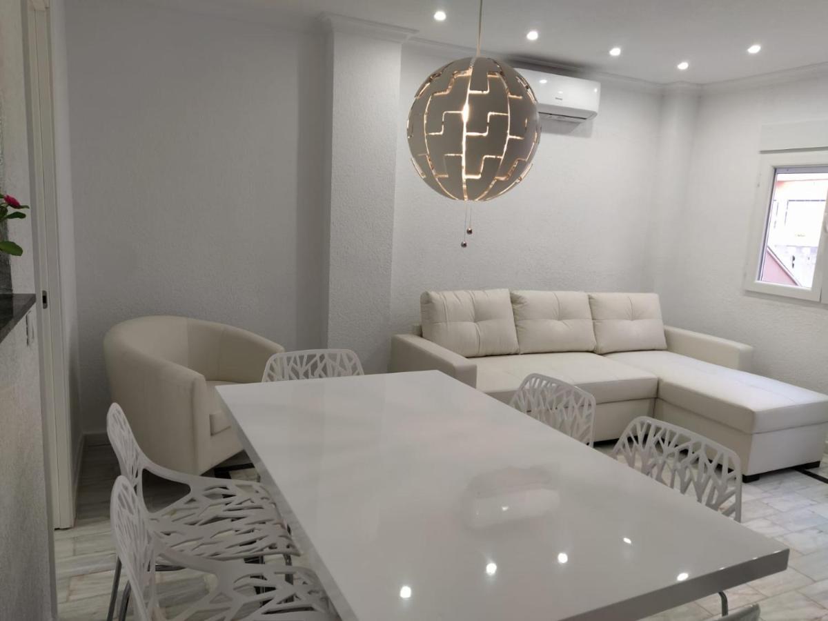 Beach Dream Apartment La Mata  Ngoại thất bức ảnh