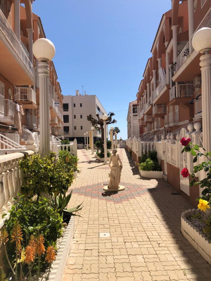 Beach Dream Apartment La Mata  Ngoại thất bức ảnh